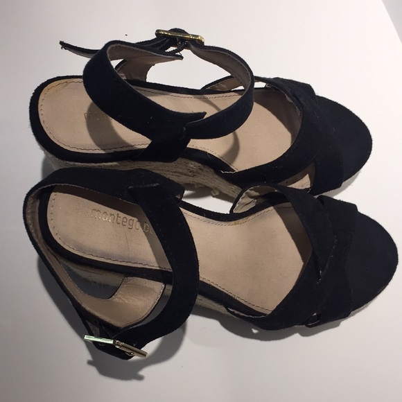 Black strapped wedge heels - Picture 6 of 6